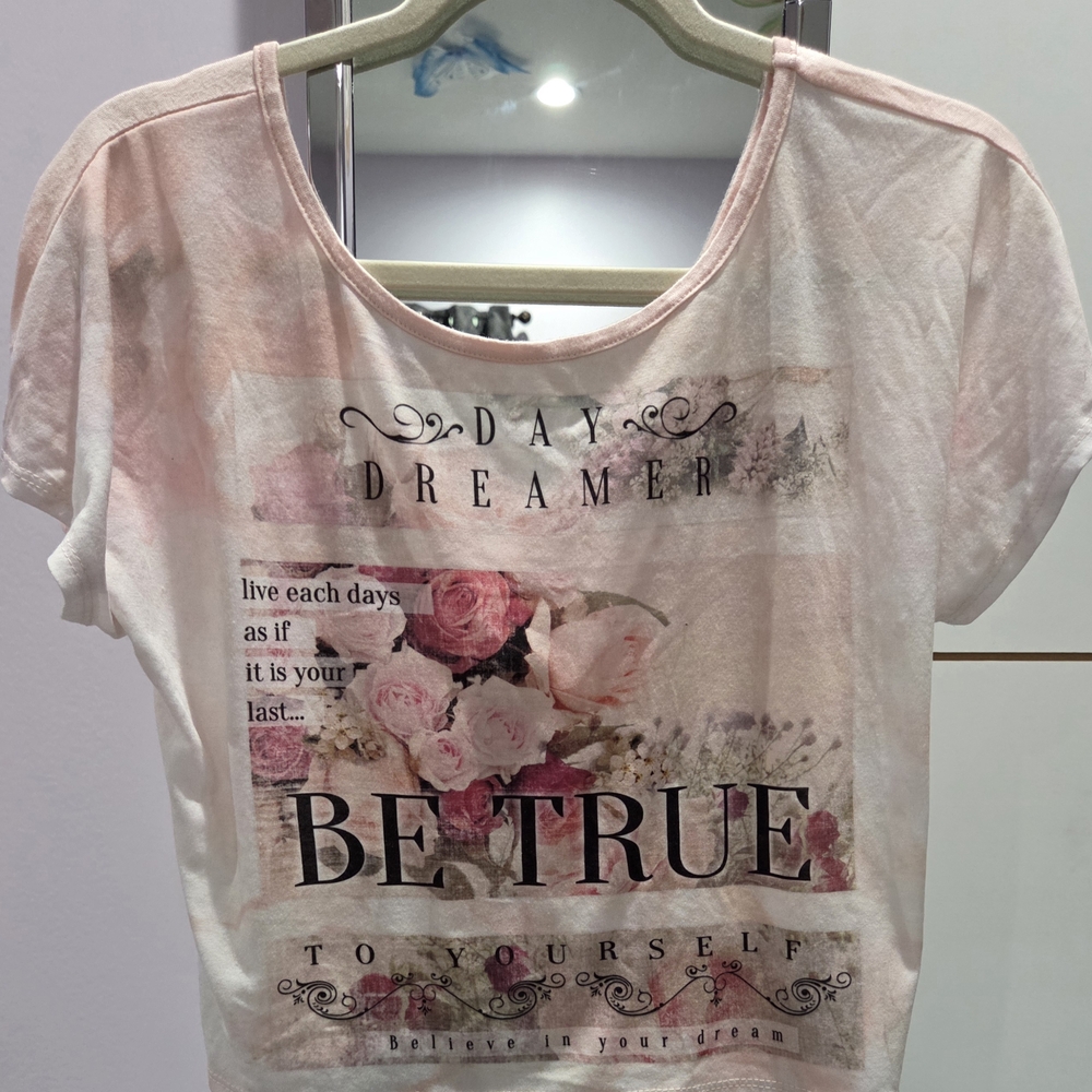 Day Dreamer Pink Graphic Tee Crop Top